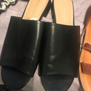 Slip on small heels 11W